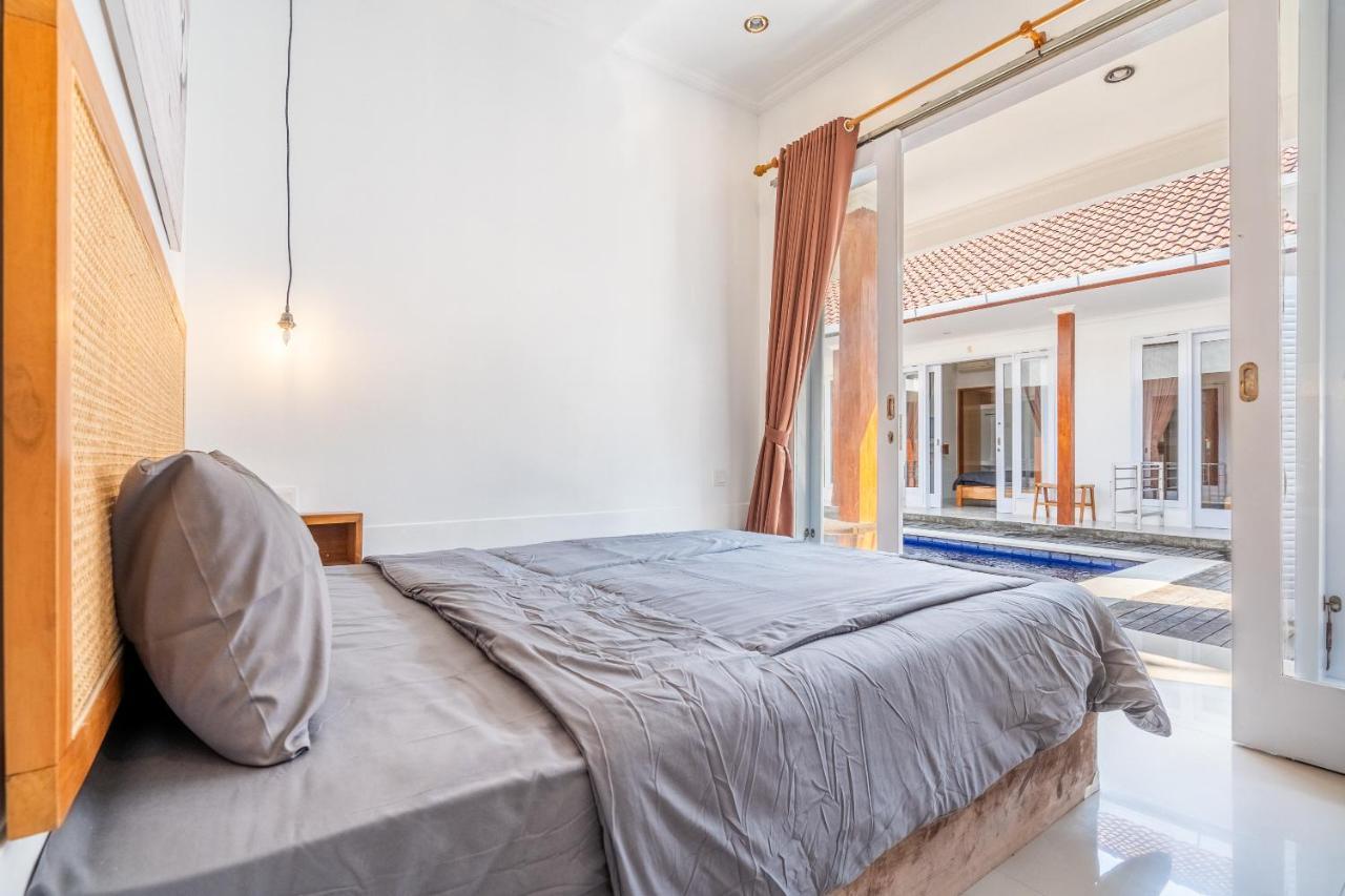 Lumturi House - Centrally Located Guest house *