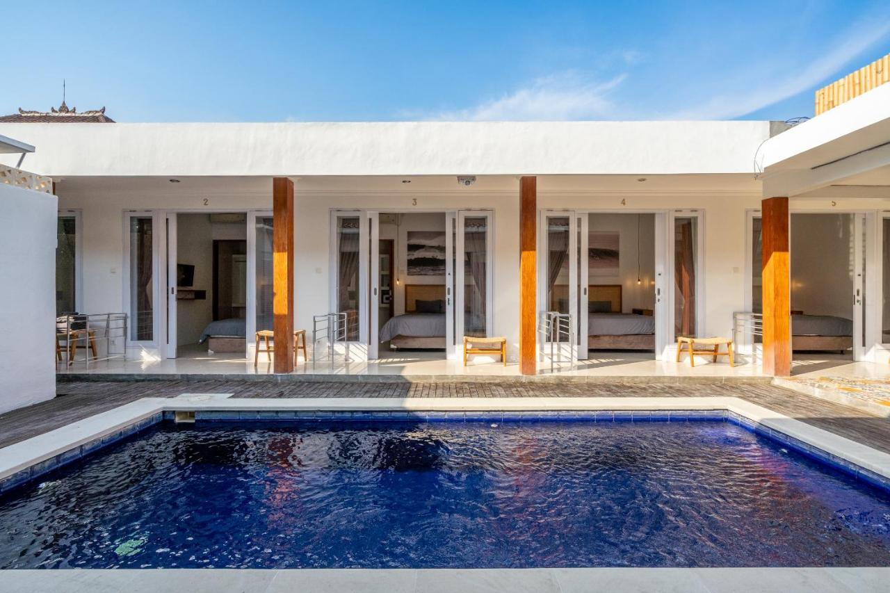 Lumturi House - Centrally Located Guest house